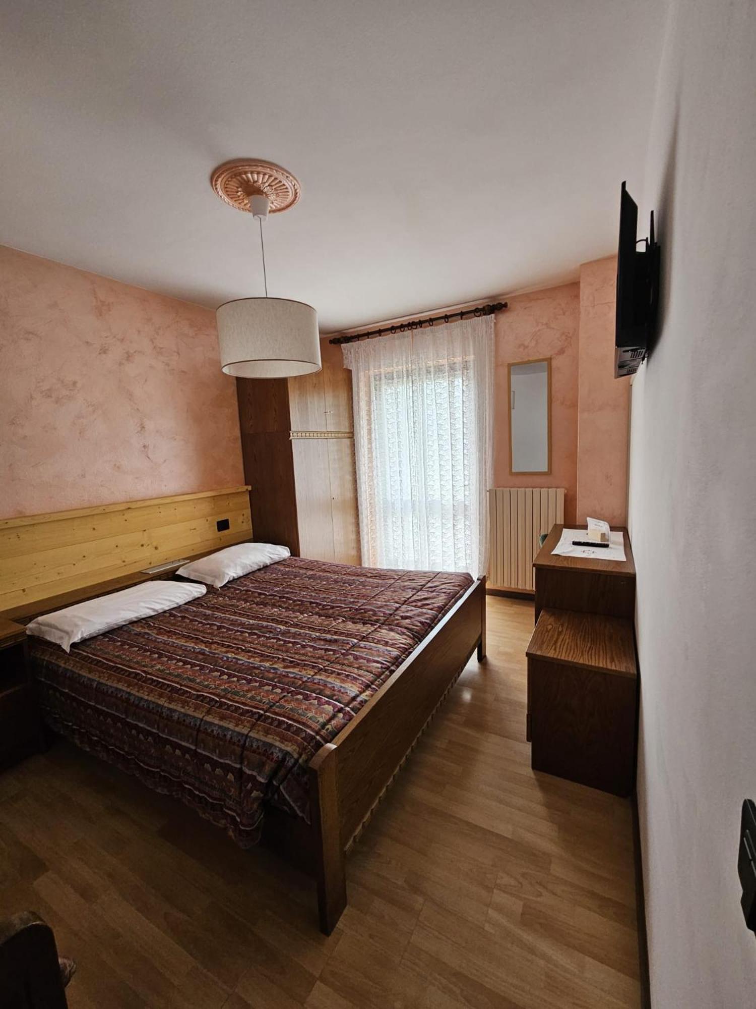 Hotel Miravalle Imer Экстерьер фото
